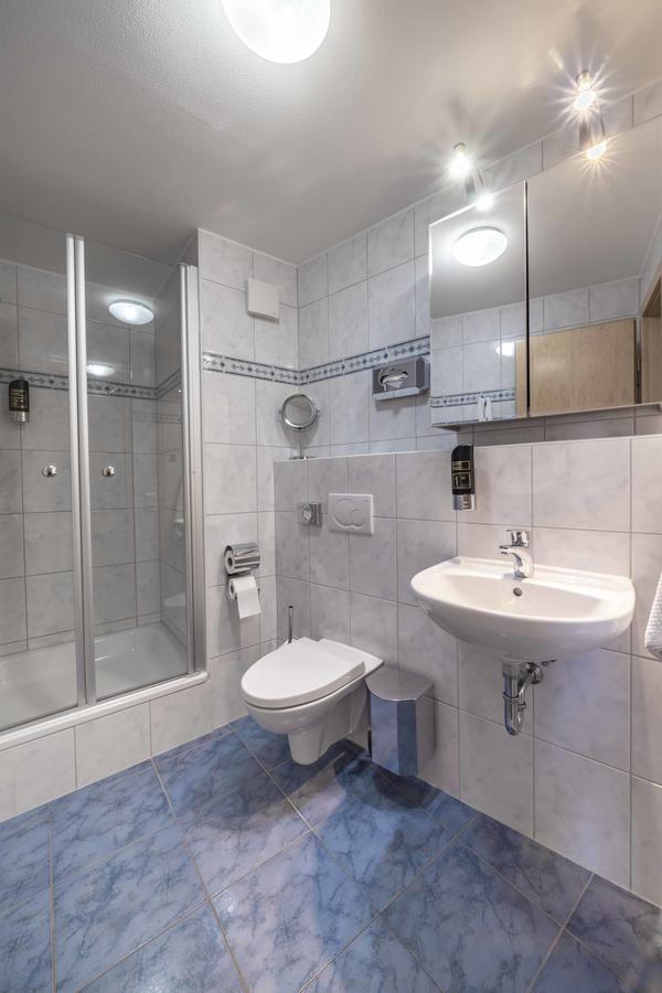 City Hotel Χίλντεν Εξωτερικό φωτογραφία